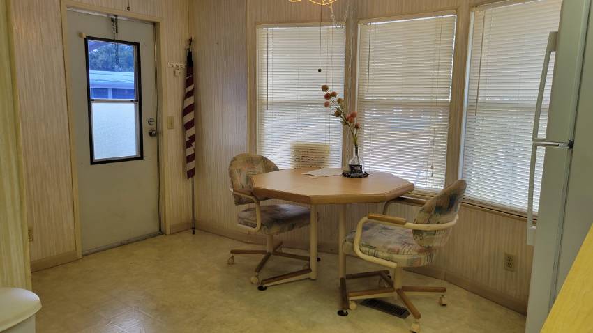 20 Greenhaven Ln. E. a Dundee, FL Mobile or Manufactured Home for Sale